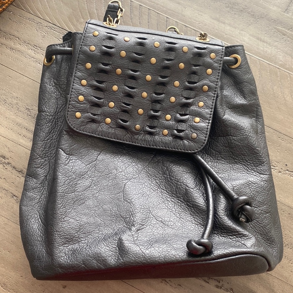 ⚡️FLASH SALE ⚡️Frye black backpack